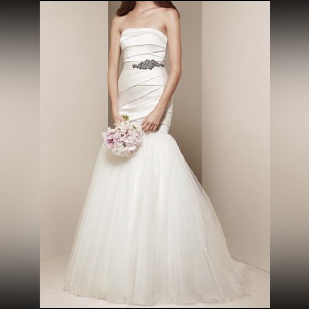 NWT Vera Wang Strapless Ivory Dress
